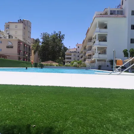 Carihuela Playa Nidos 1 * Torremolinos