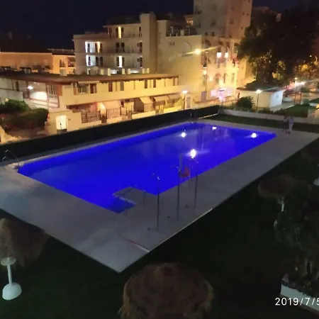 Carihuela Playa Nidos 1 Apartment *
