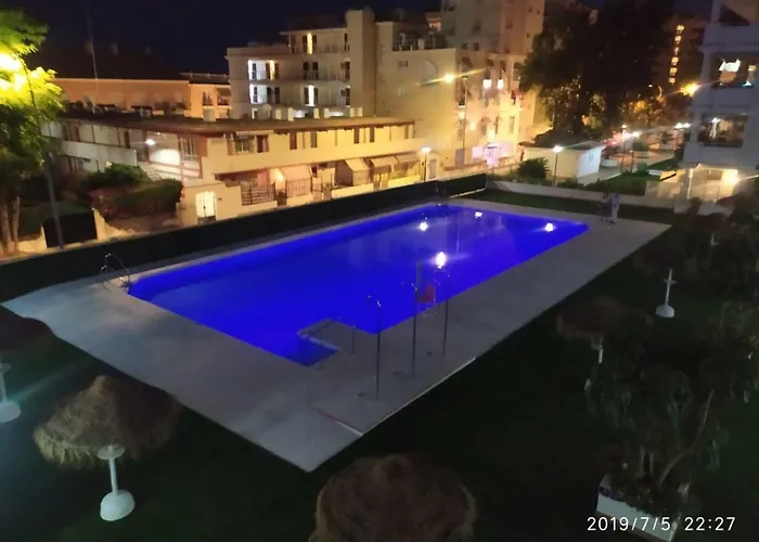Carihuela Playa Nidos 1 Daire *